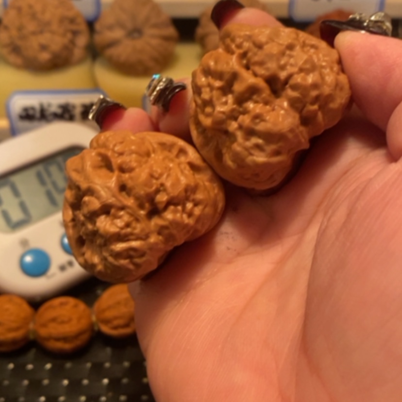 【闪购商品】文玩核桃吊坠8****叔