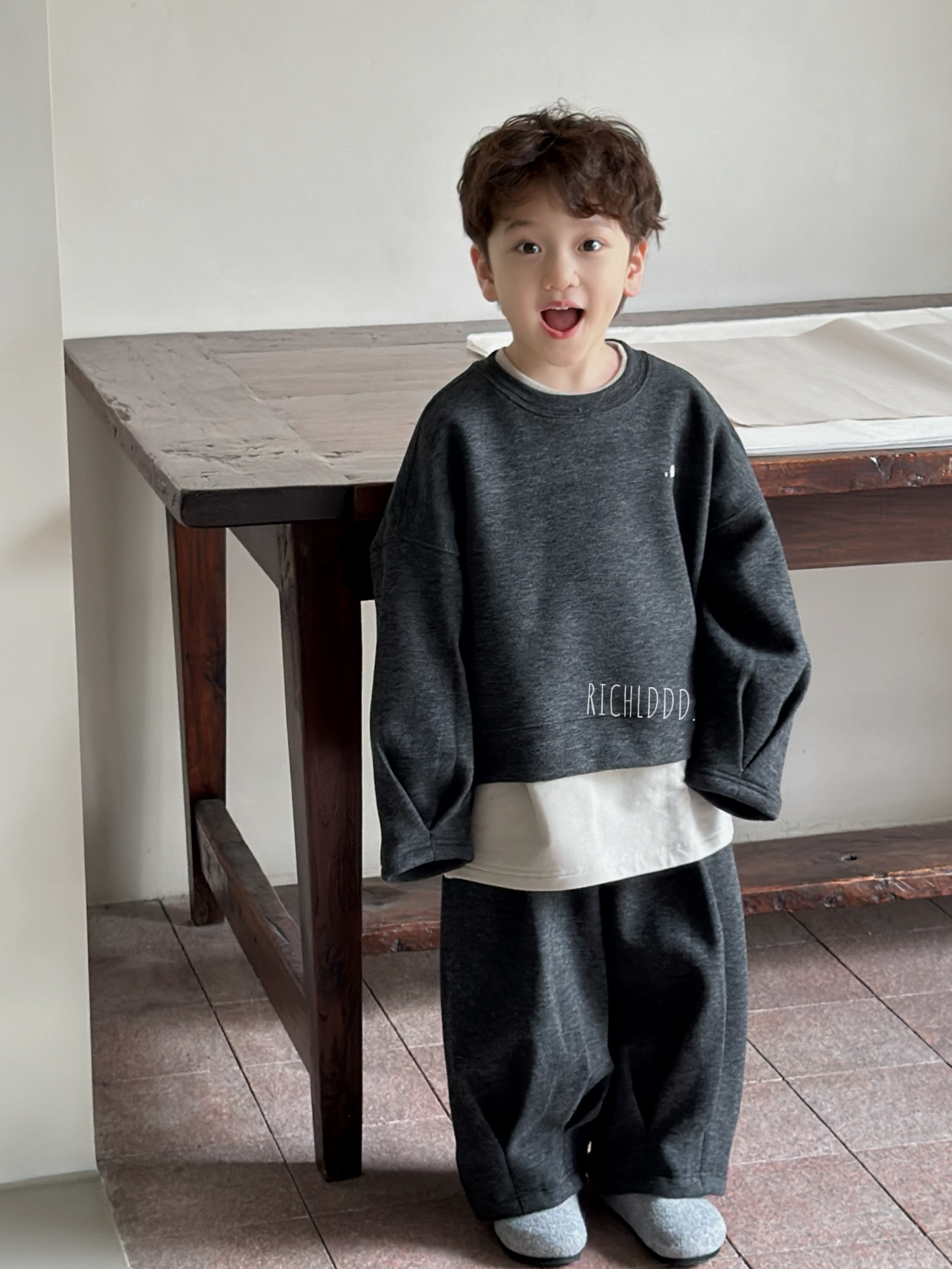 卤蛋童装：慵懒收藏家 软糯韩版云朵廓形套装重磅克重男女童