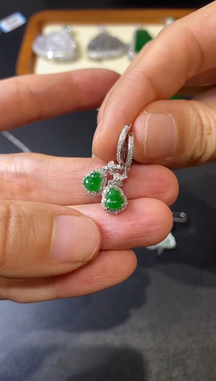 【闪购商品】翡翠镶嵌耳饰18K金镶嵌63|3800