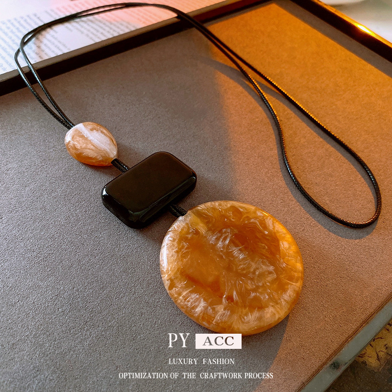 新款民族风国潮方形扁圆项链小众高级感锁骨链复古时尚百搭饰品