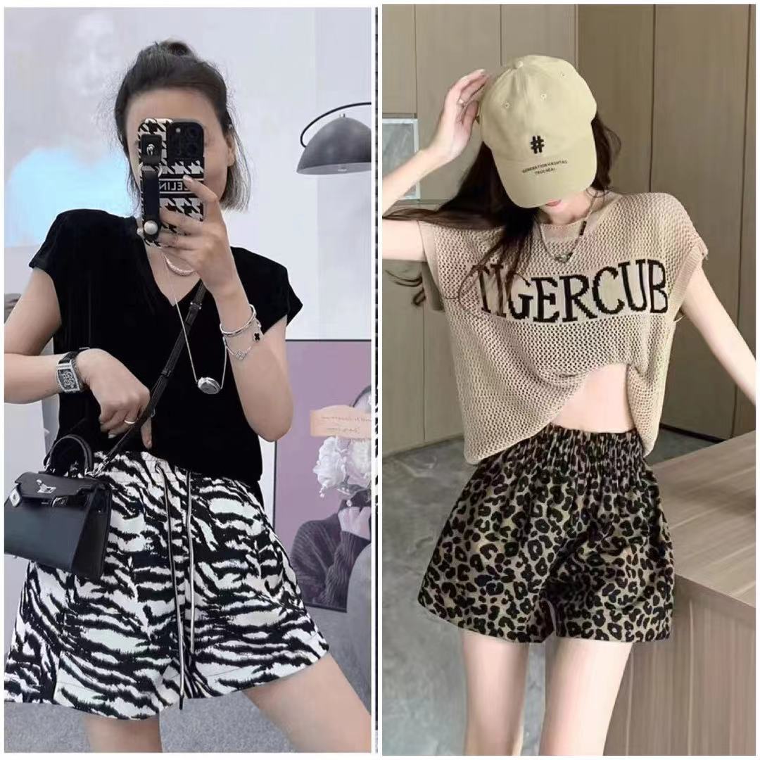 春夏2024国风斑马纹印花宽松高腰休闲裤时尚直筒显瘦阔腿短裤