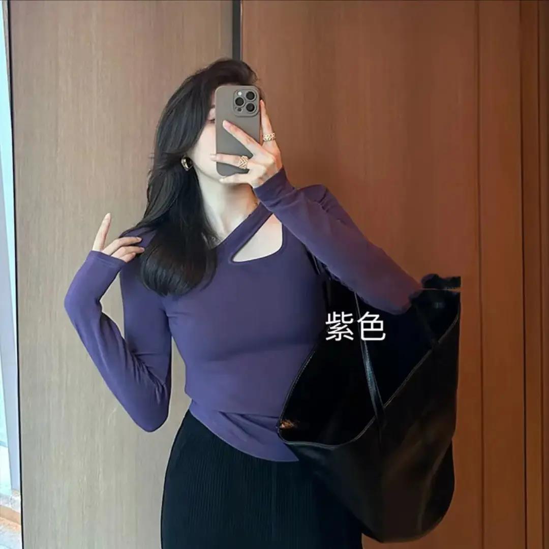 秋冬磨毛纯欲风长袖上衣恤女右边娄空设计感小心机不规则打底衫