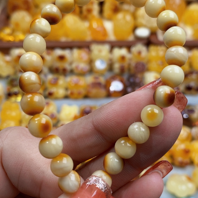 【闪购商品】琥珀裸石未镶嵌