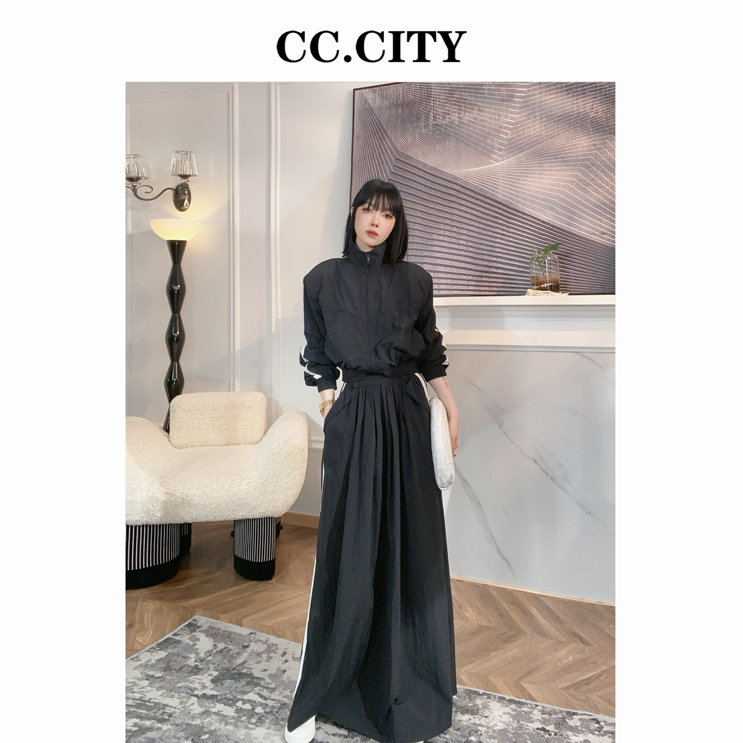 【蔡丽丽&CC.city】时尚洋气设计款高级感运动风套装wf1326
