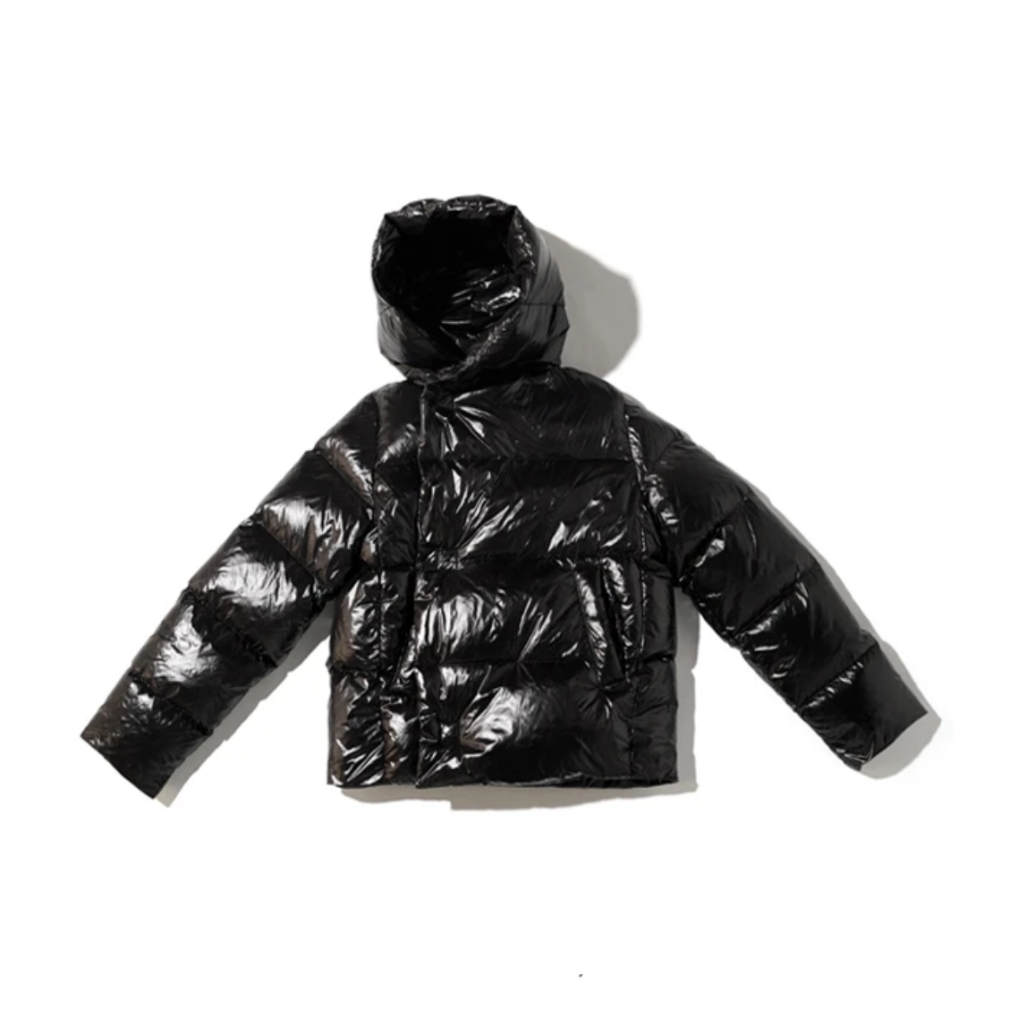 设计师款简约黑色连帽短款羽绒服