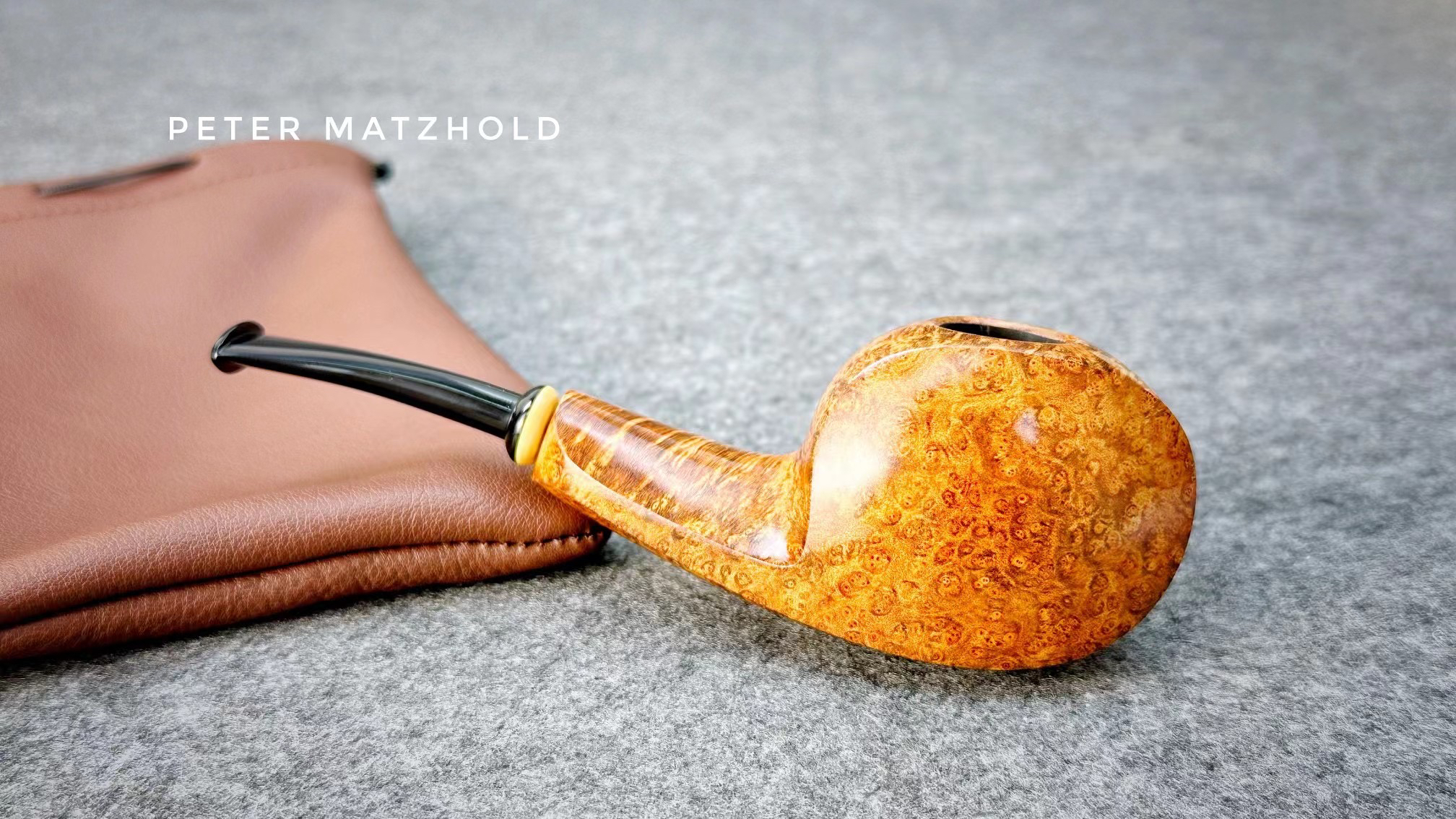 奥地利马萨霍德原木色自由式宽背多面体手工石楠木烟斗