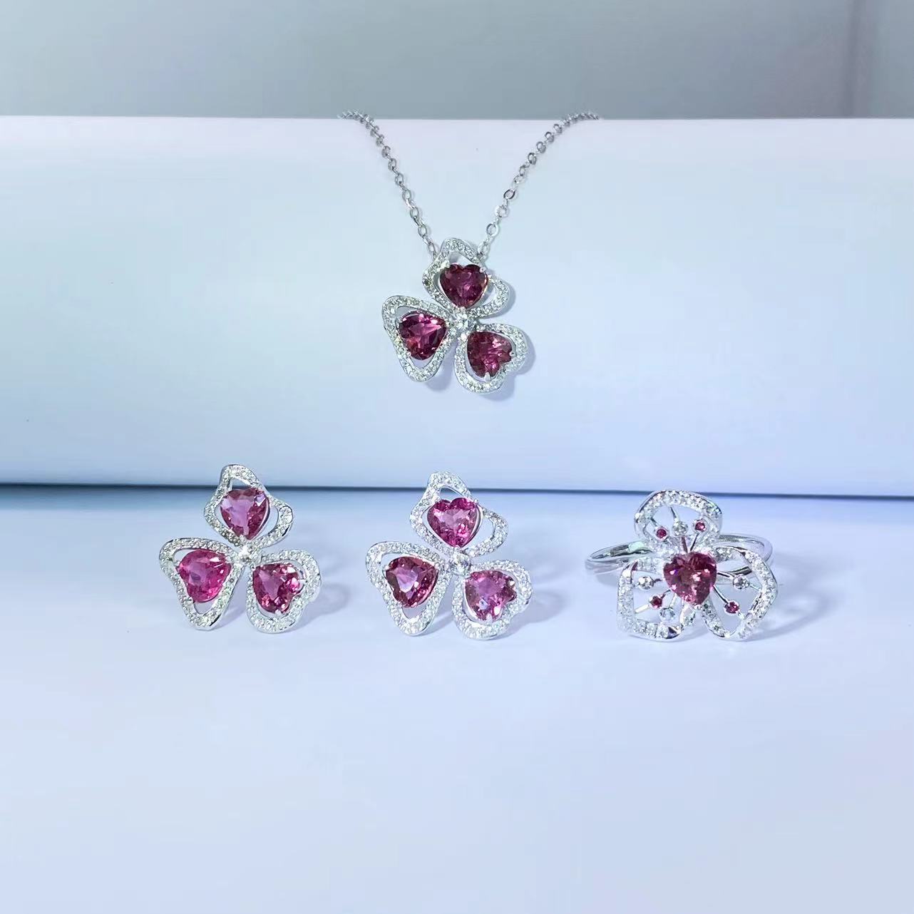 18K金碧满钻玺套链