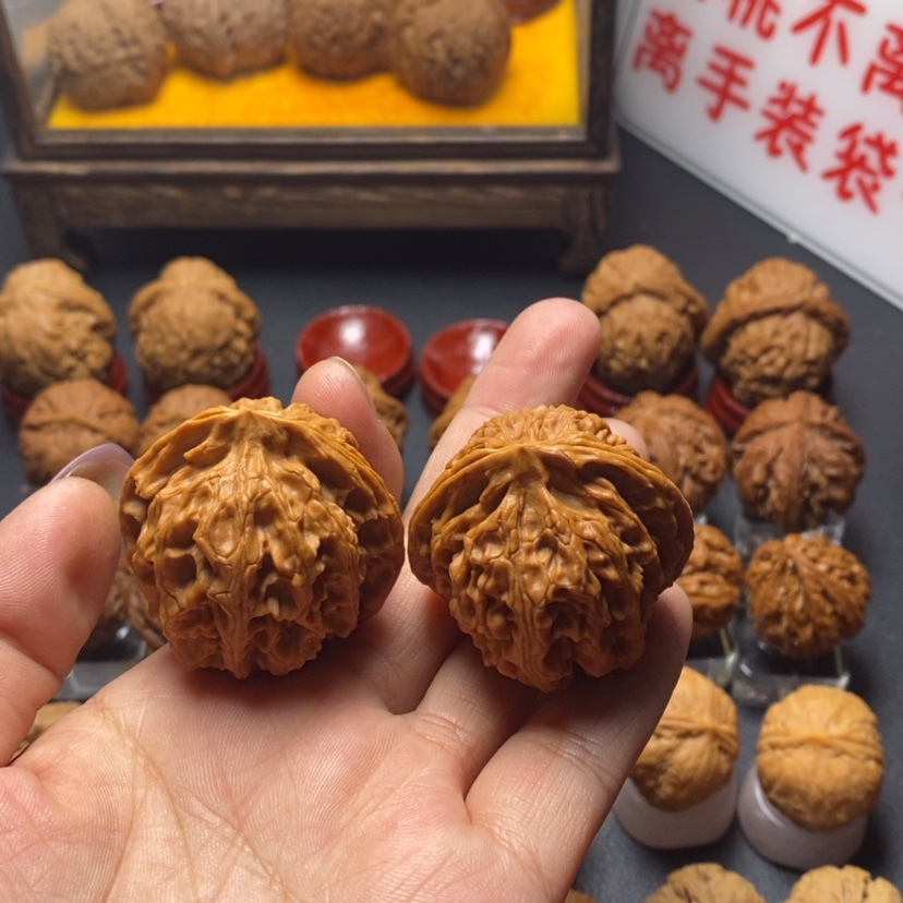 【闪购商品】桃核把件小**吖