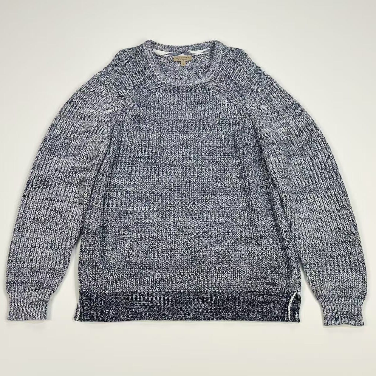 99新 BURBERRY/博柏利 长袖毛衣 XL码 公价13000 无配件 