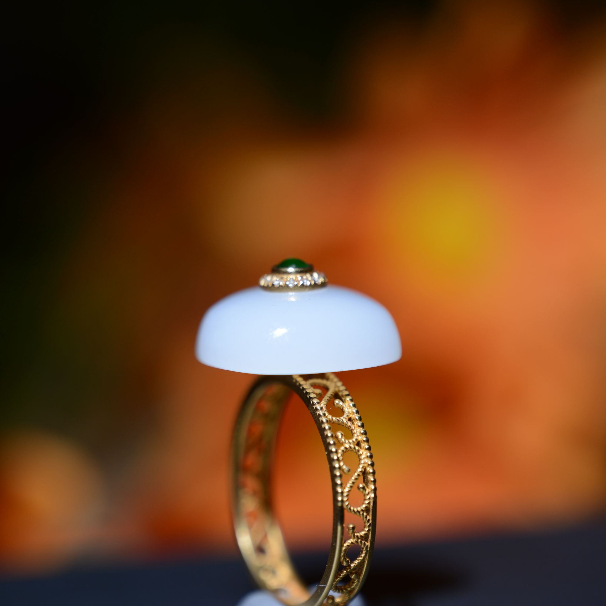 新疆和田玉方糖型18K金镶嵌气质复古设计师戒指