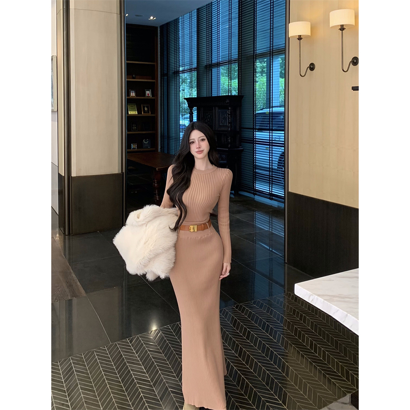休闲设计感秋季新款小香风气质时尚针织上衣+半身裙配腰带套装女