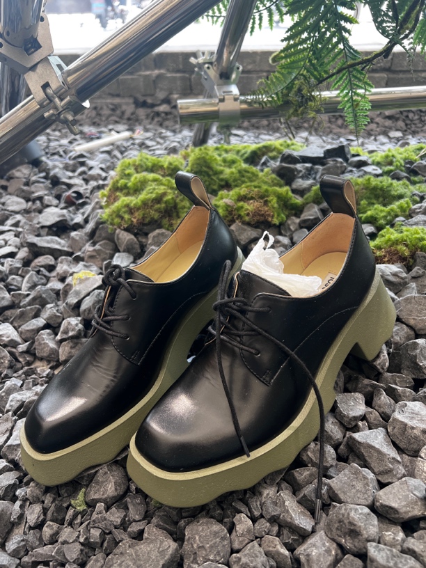 粗跟系带绿底德比鞋1680