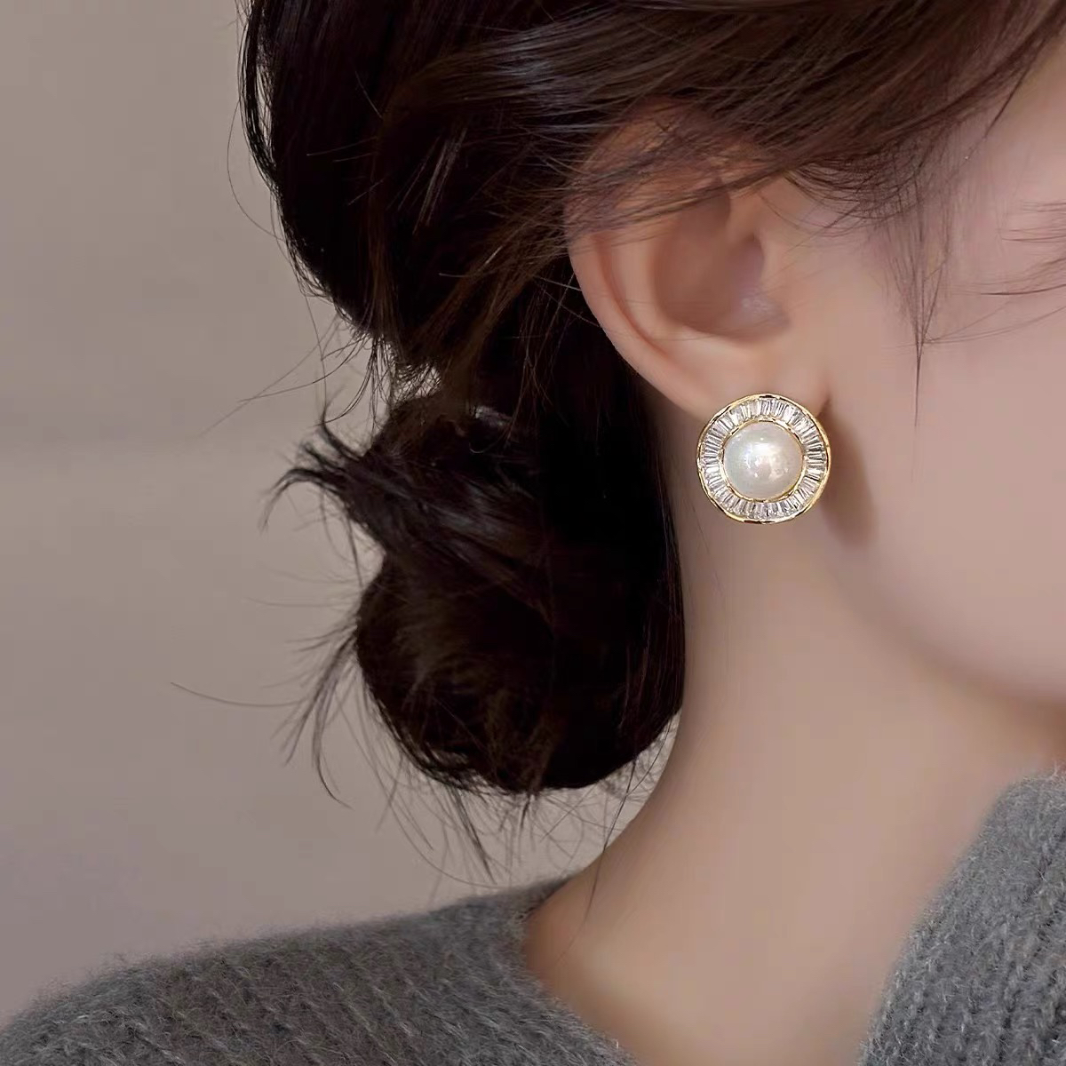 铜合金合成锆石耳饰 新潮珍珠S925银针耳环小香风气质轻奢时尚051