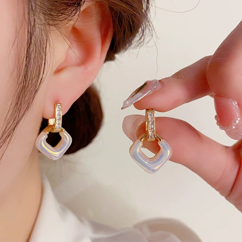 铜合金珐琅耳饰 爆款耳饰A32时尚两戴款人鱼珠2025新款耳扣小众