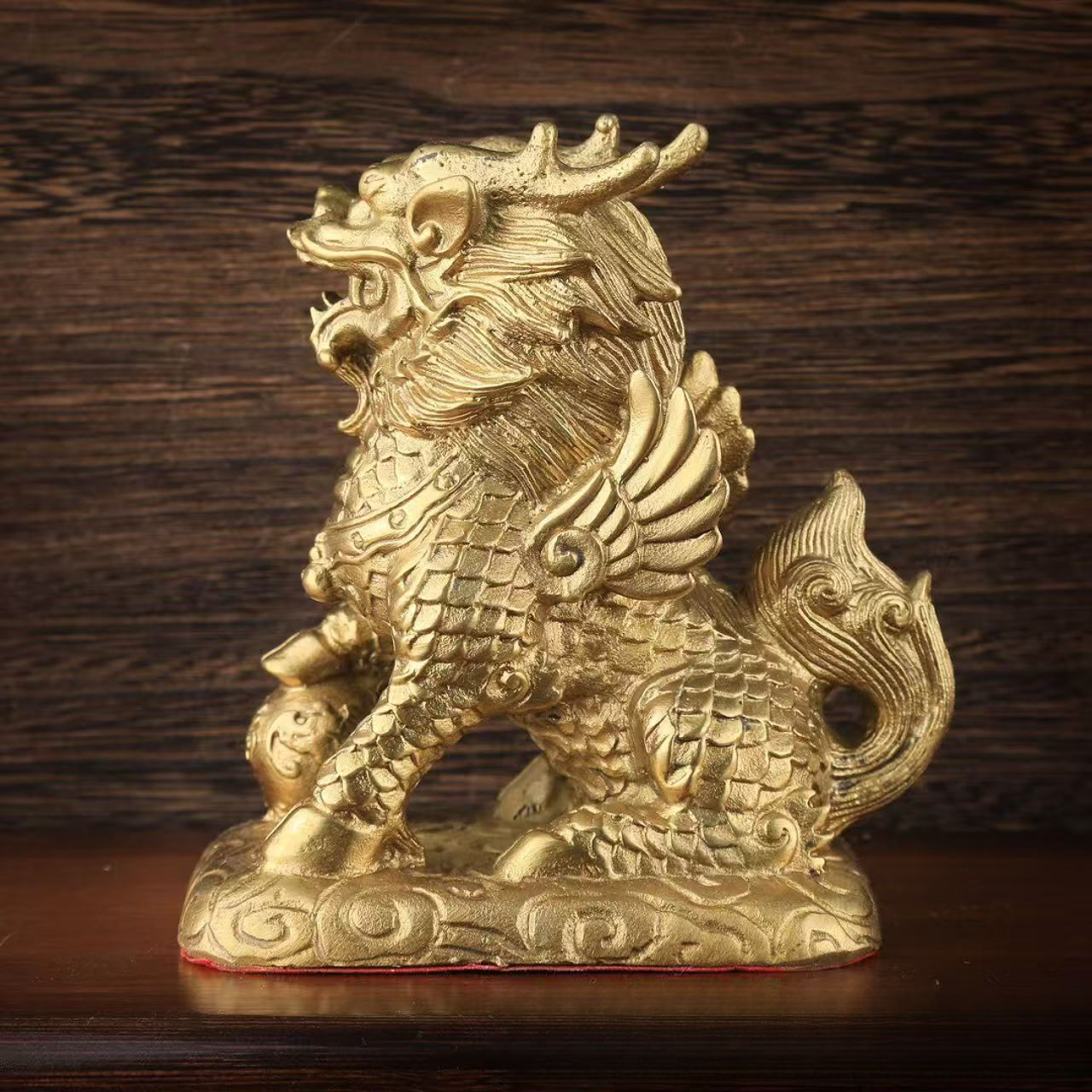 精品黄铜创意飞天麒麟摆件招财麒麟家居狮子手工工艺品摆件复古