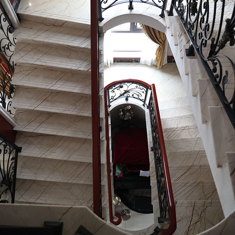 武汉定制别墅楼梯踏步/款式风格多样/尺寸定制/包测量加工安装