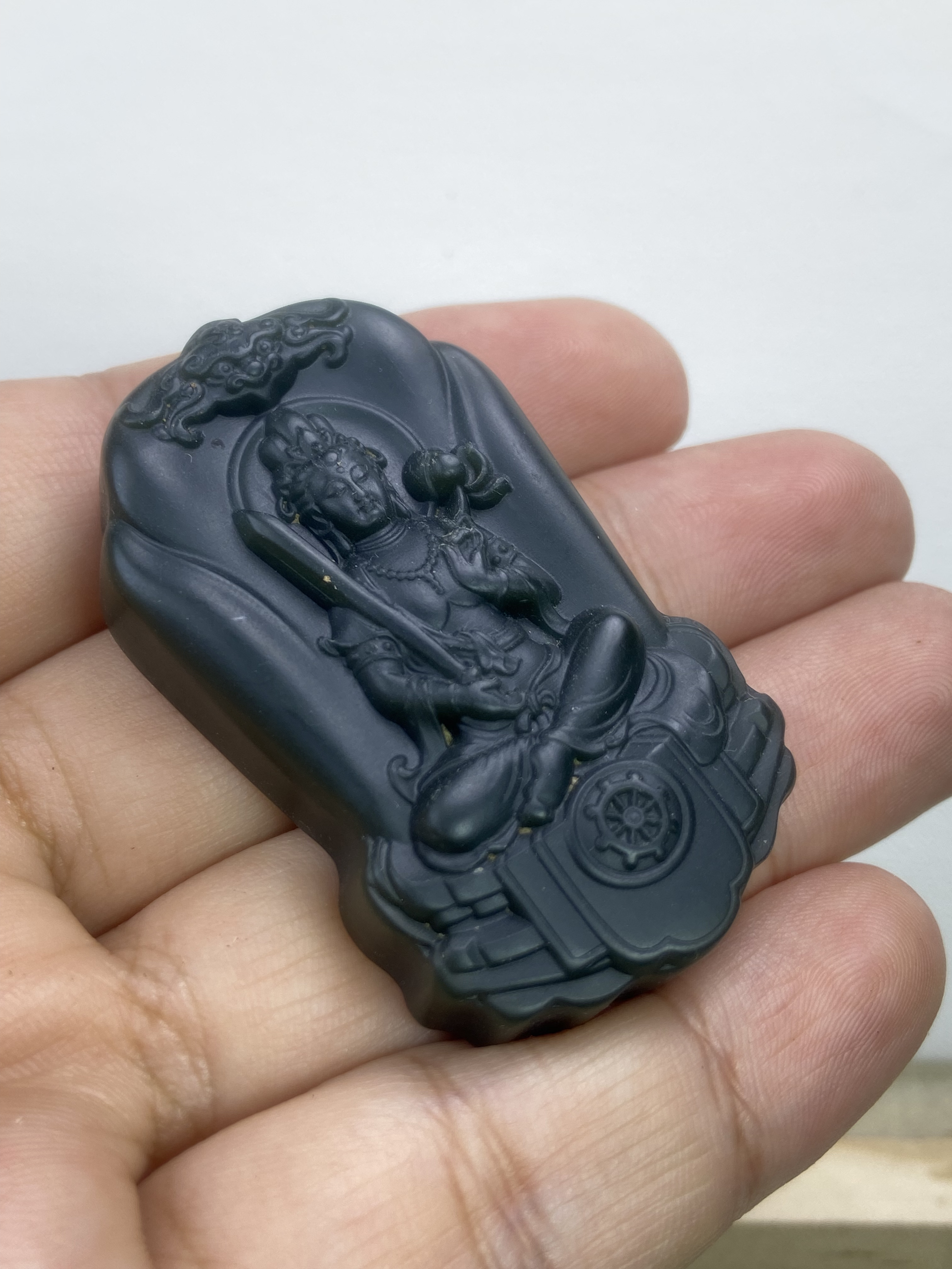 和田玉青海料青玉文殊菩萨牌吊坠