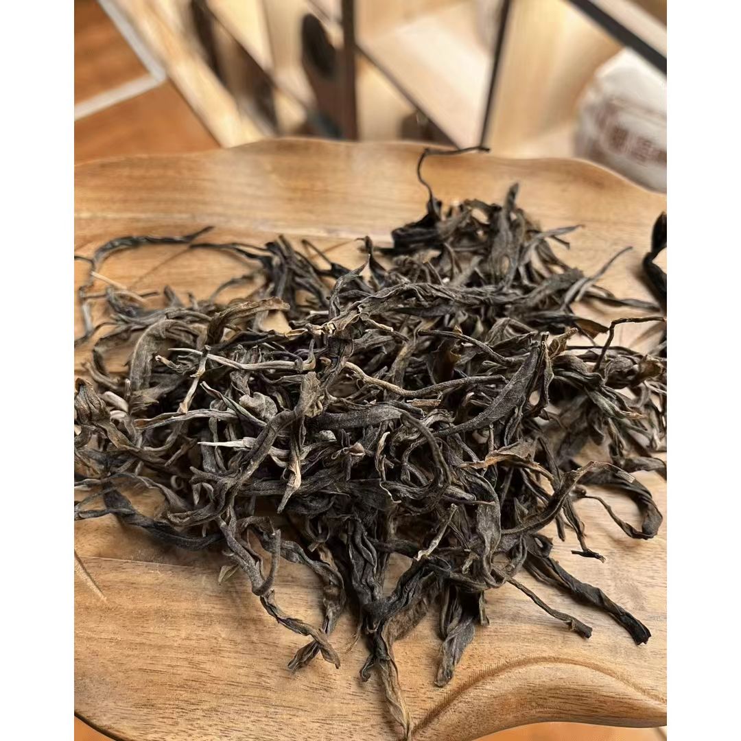 懂过黄金叶龙珠普洱茶生茶