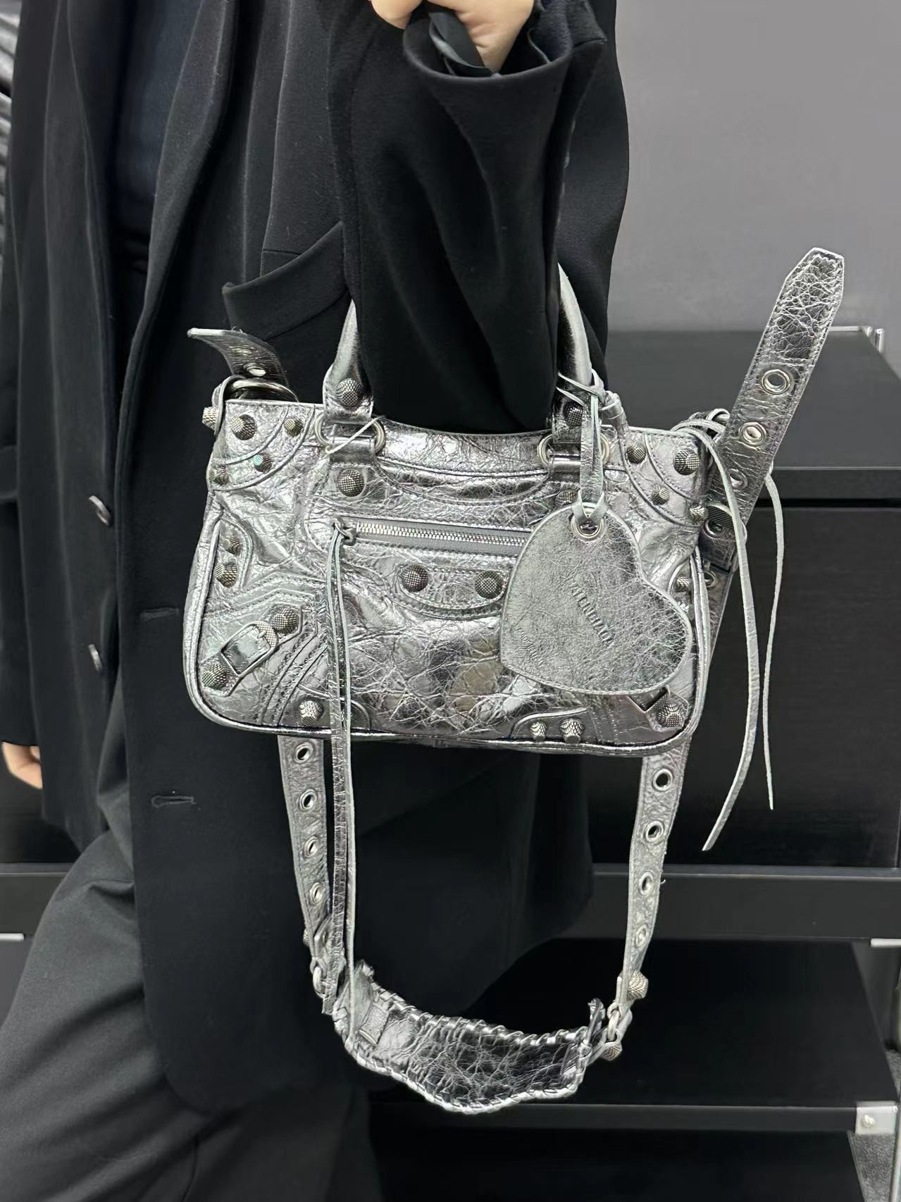 95新 Balenciaga/巴黎世家 CS4395 亮银机车mini