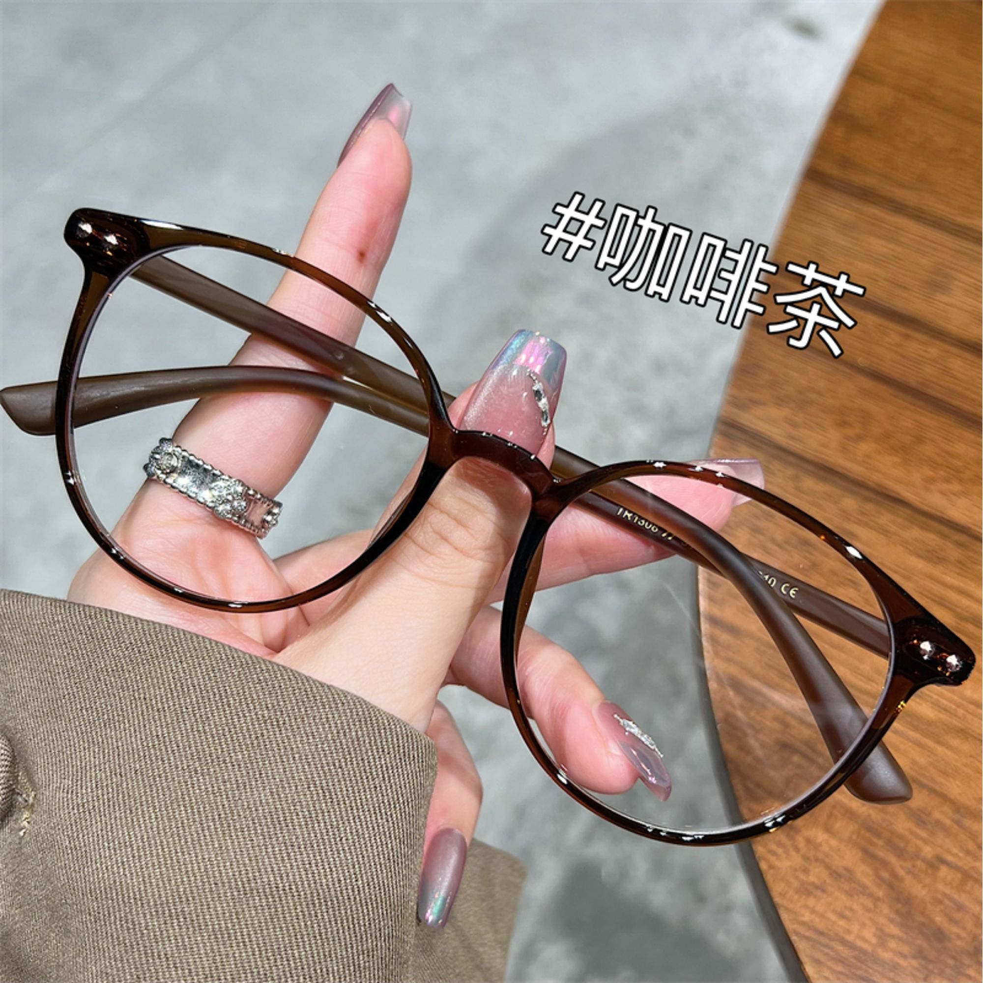 超轻韩版黑框女近视眼镜防蓝光可配度数方圆脸显瘦素颜平光镜学生