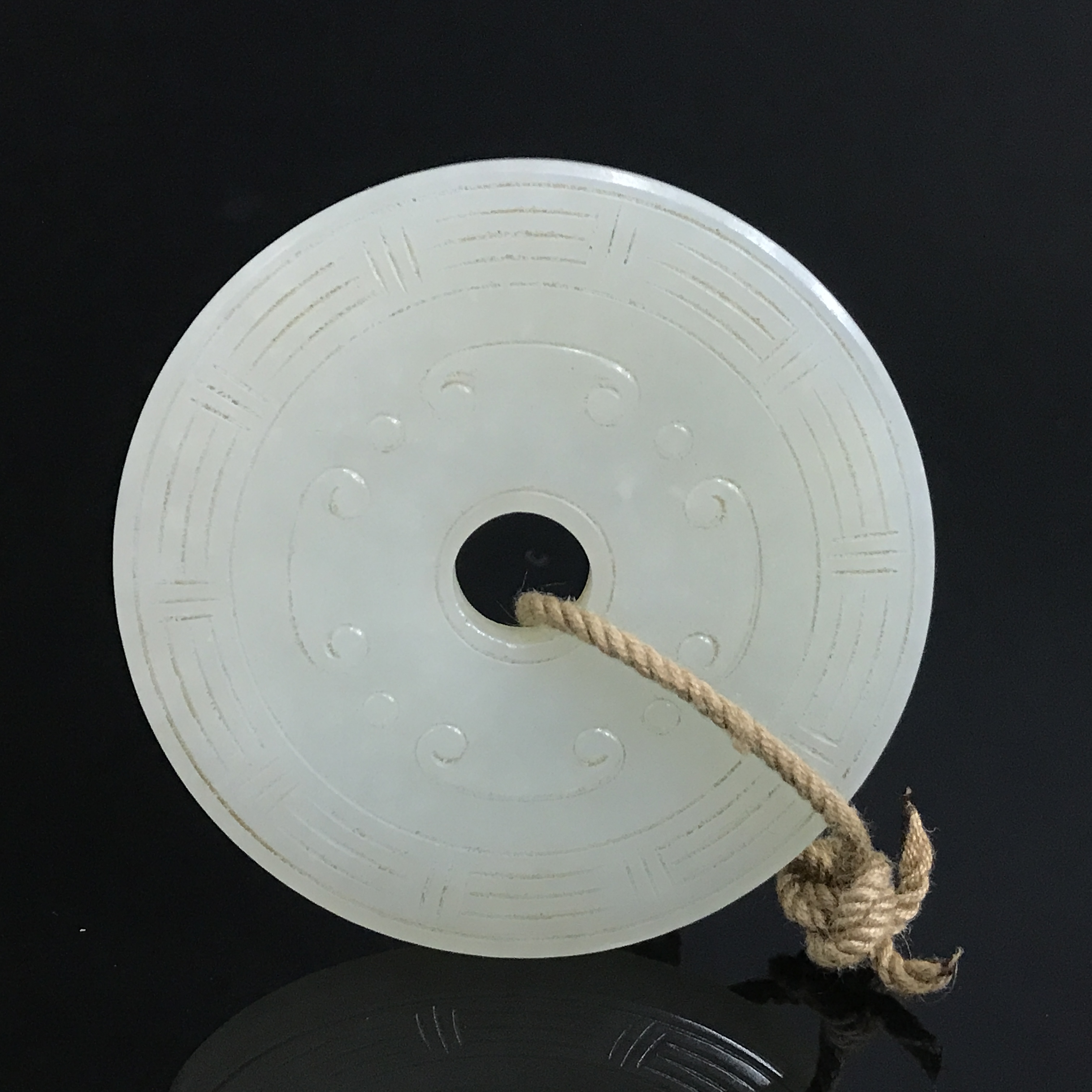 清代和田玉勾云纹璧/505338/收藏/传承/【友谊文物商店】