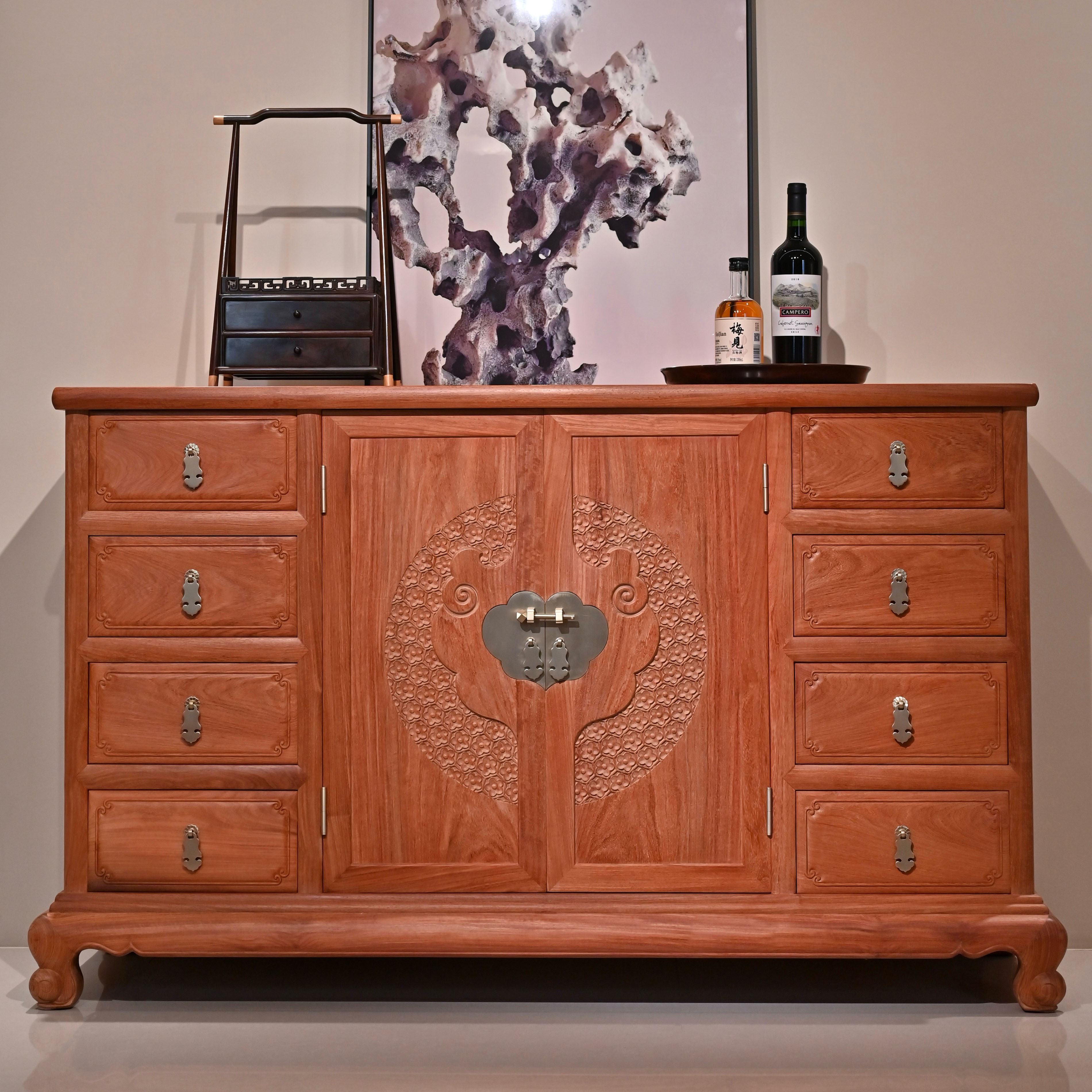 【缅甸花梨】八抽梅花彩珠餐边柜