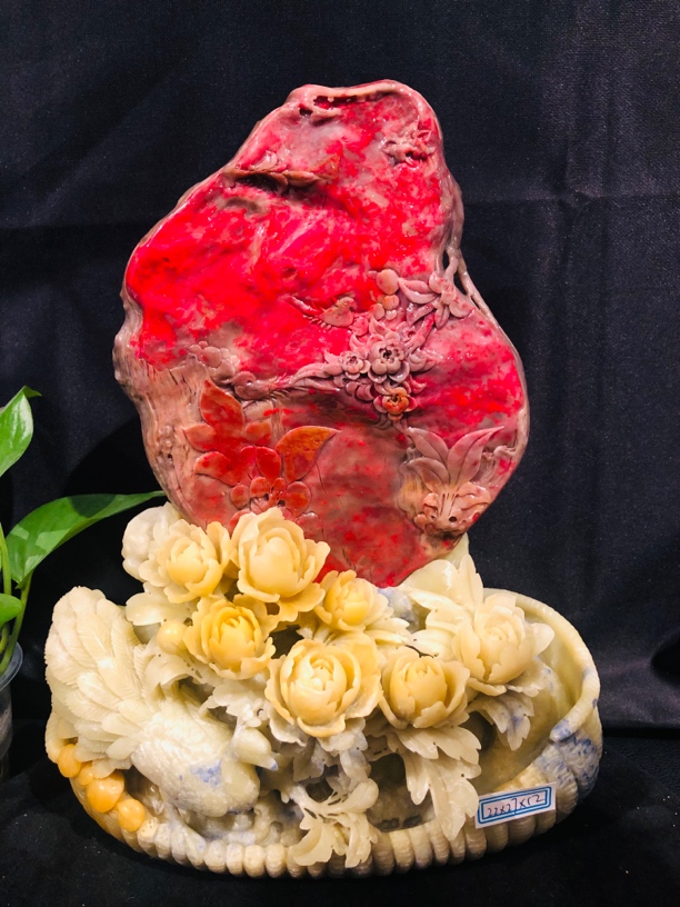 昌化鸡血石．精品摆件，《花开富贵》。一手货源