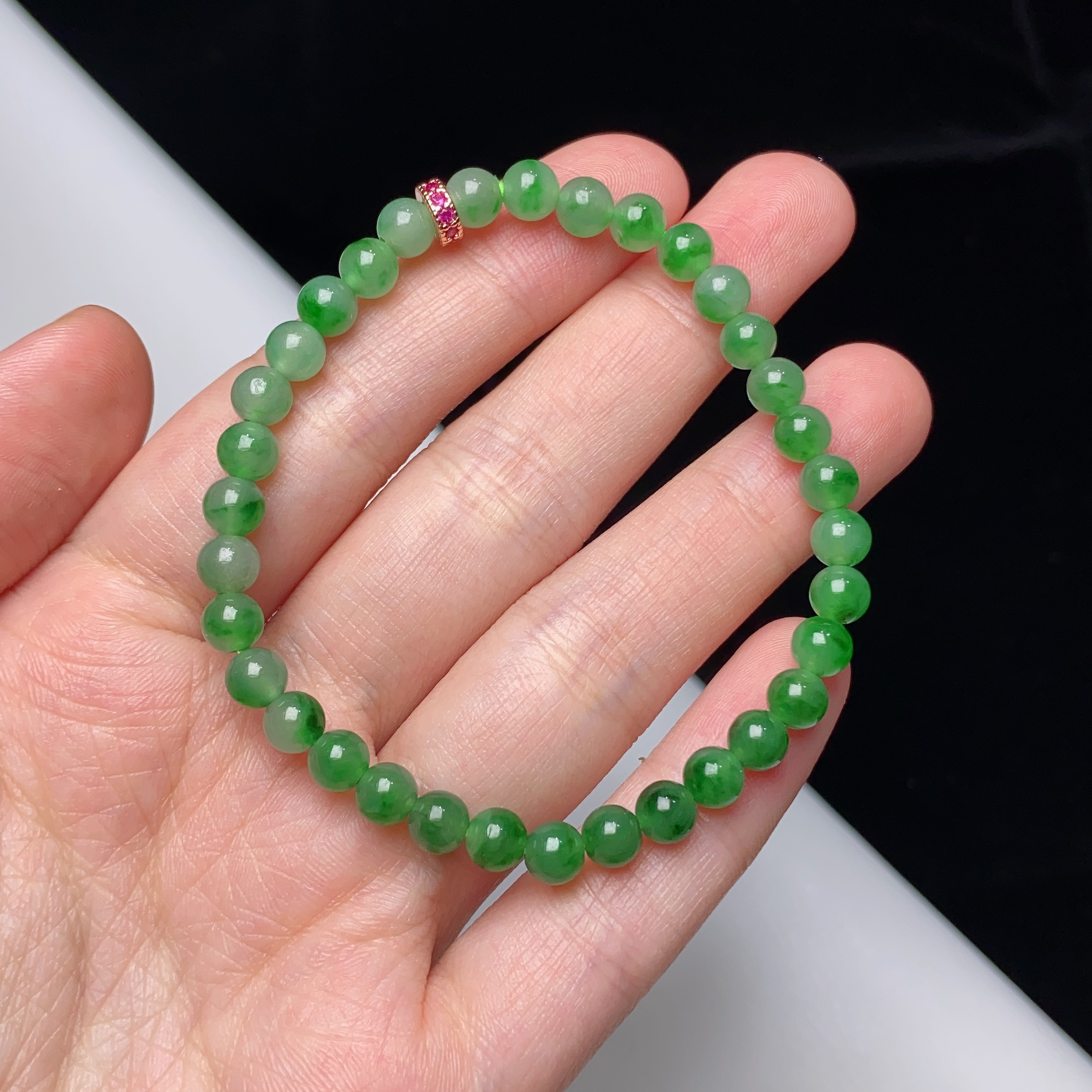 缅甸天然翡翠A货冰种飘绿圆珠手链卡5mm绿色玉手串