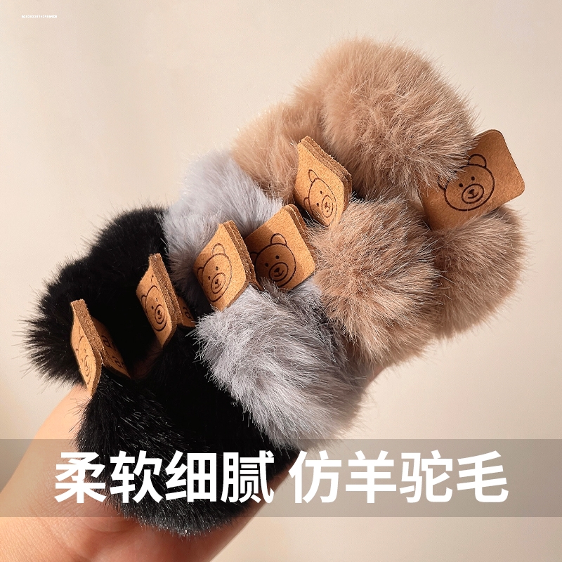 毛绒小熊发圈新款少女质感2023小众甜妹气质时尚显白精致扎发头饰