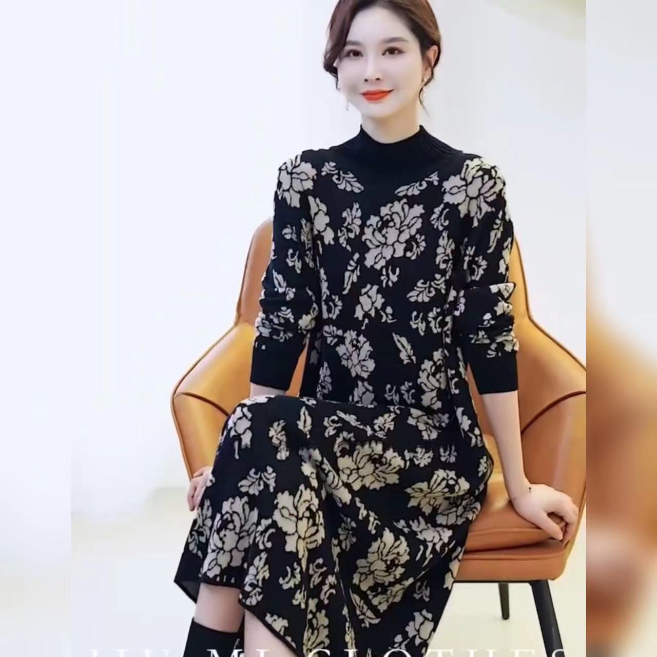 [081]2025秋冬新款时尚百搭女士轻奢气质显瘦提花中长款连衣裙