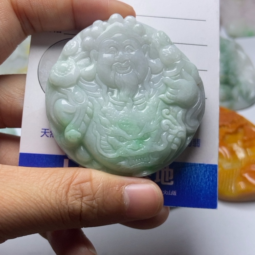 【闪购商品】翡翠颈饰未镶嵌