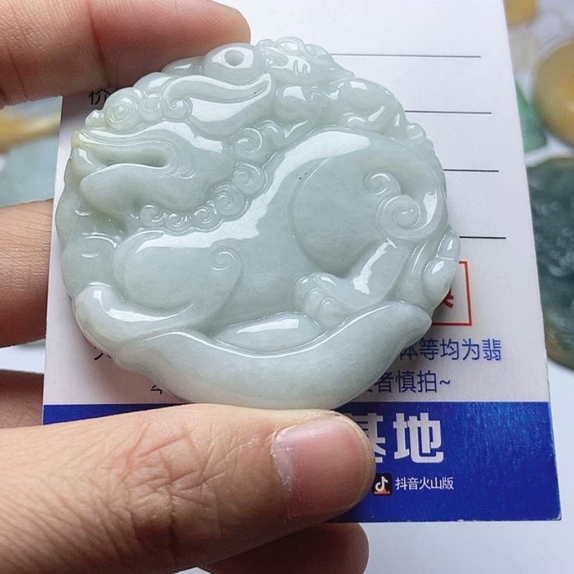 【闪购商品】翡翠颈饰未镶嵌