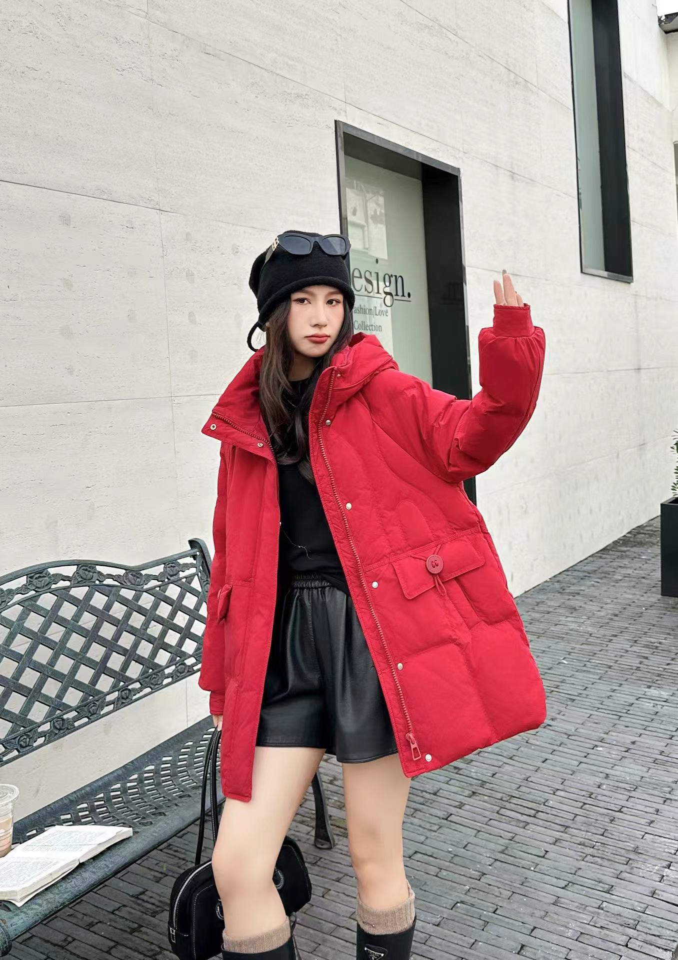 【DFYX】7820连帽气质显瘦减龄爆款冬季加厚中长款鹅绒女士羽绒服