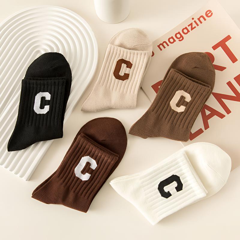 C字母潮流女袜舒适透气中长筒袜秋冬新款时尚百搭精梳棉中筒女袜