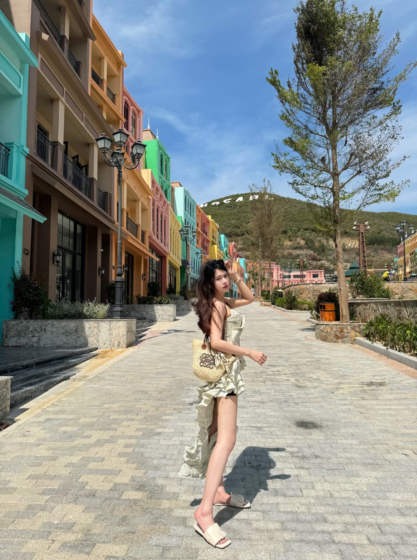 荷叶边吊带连衣裙女夏季新款法式气质不规则碎花长裙子小个子显瘦