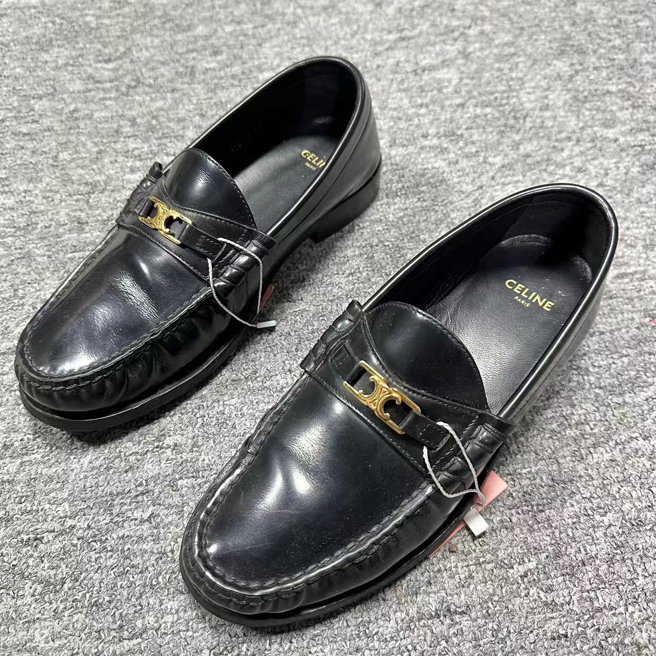99新 Celine/思琳 36码/仔仔女鞋黑色金色logo扣平底乐福鞋620   