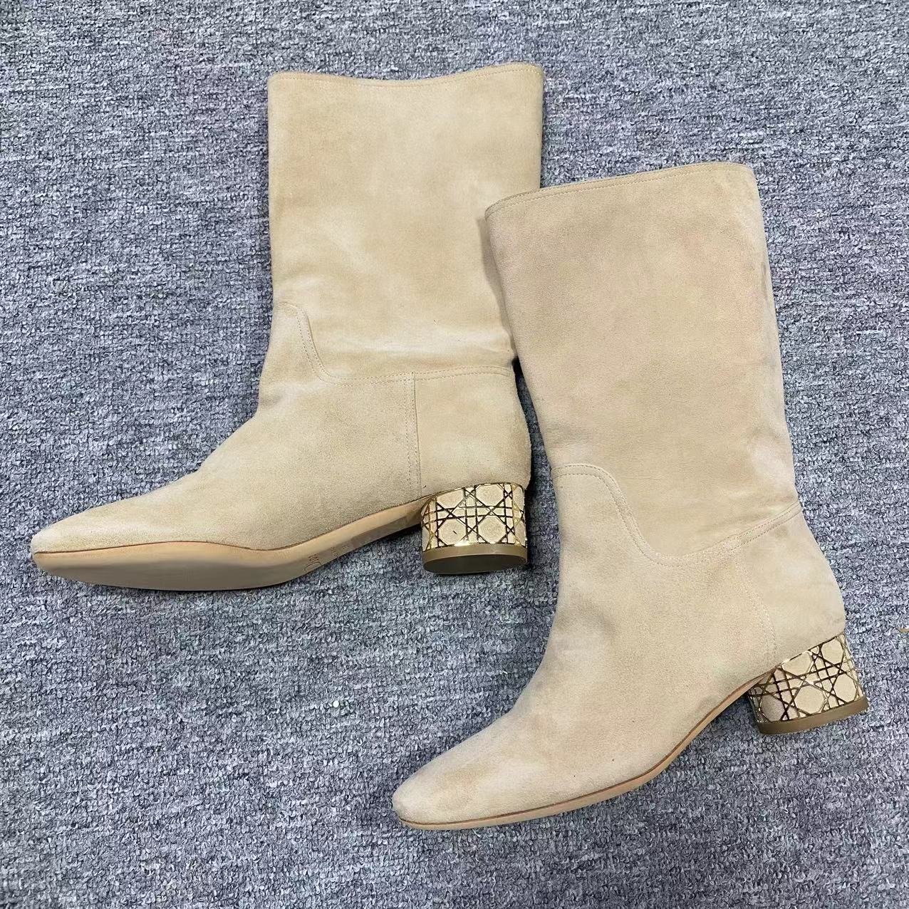 99新 DIOR/迪奥 36码/仔仔女鞋 卡其色粗跟休闲秋冬中筒靴 xxs349