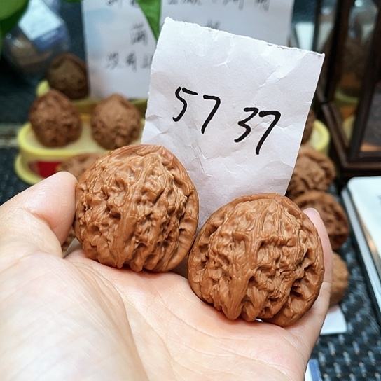 文玩核桃把件40白狮子5737