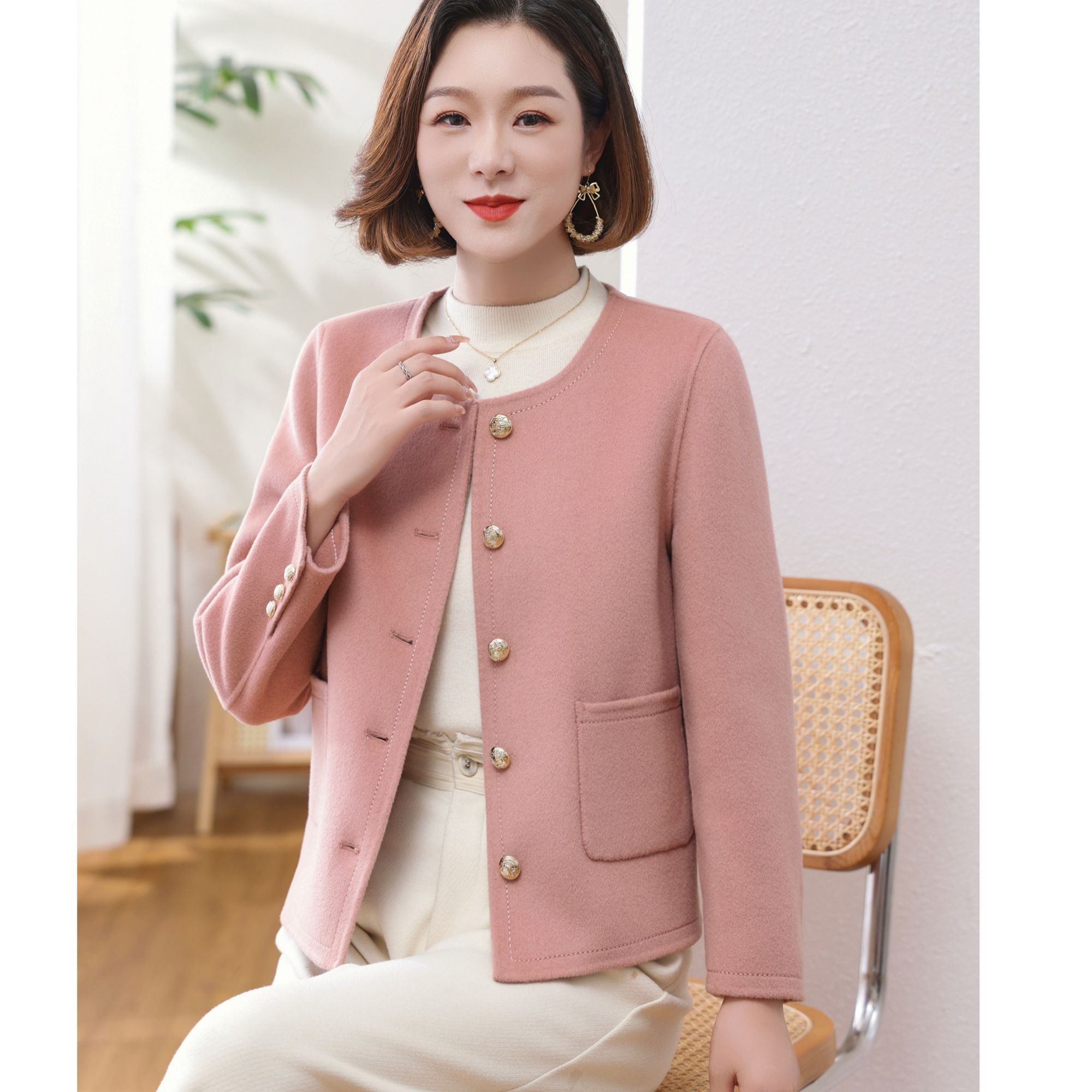 ziyang/孜洋双面羊毛大衣女短款小香风低圆领小个子毛呢外套2409