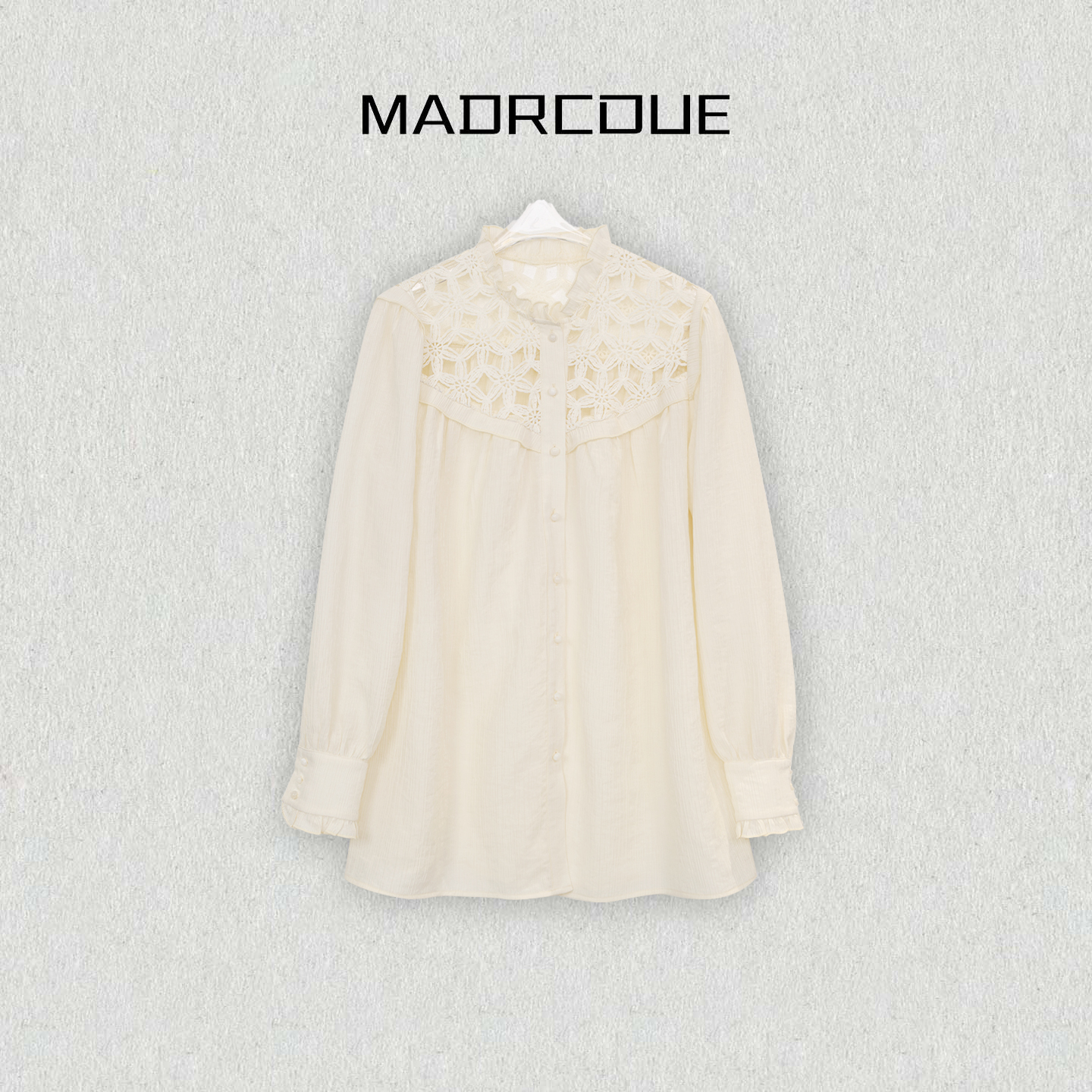 MADRCOUE【梦旅人】镂空勾花拼接荷叶边衬衫时尚气质长袖衬衣 JW052