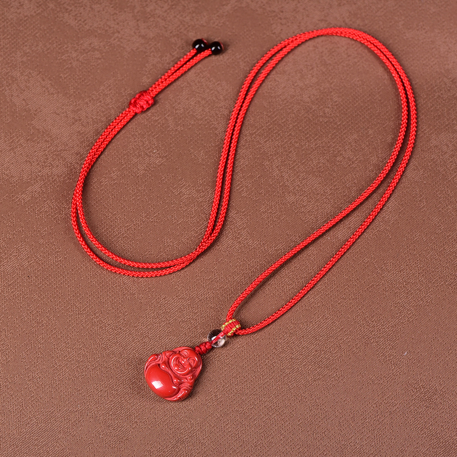 含辰砂工艺品天然朱砂辰砂帝王红砂弥勒佛吊坠项链女款佛宫项链