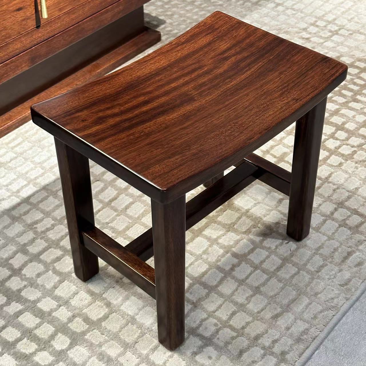 【乌金木】812-7小方凳370*270*300（单拍包邮自提）