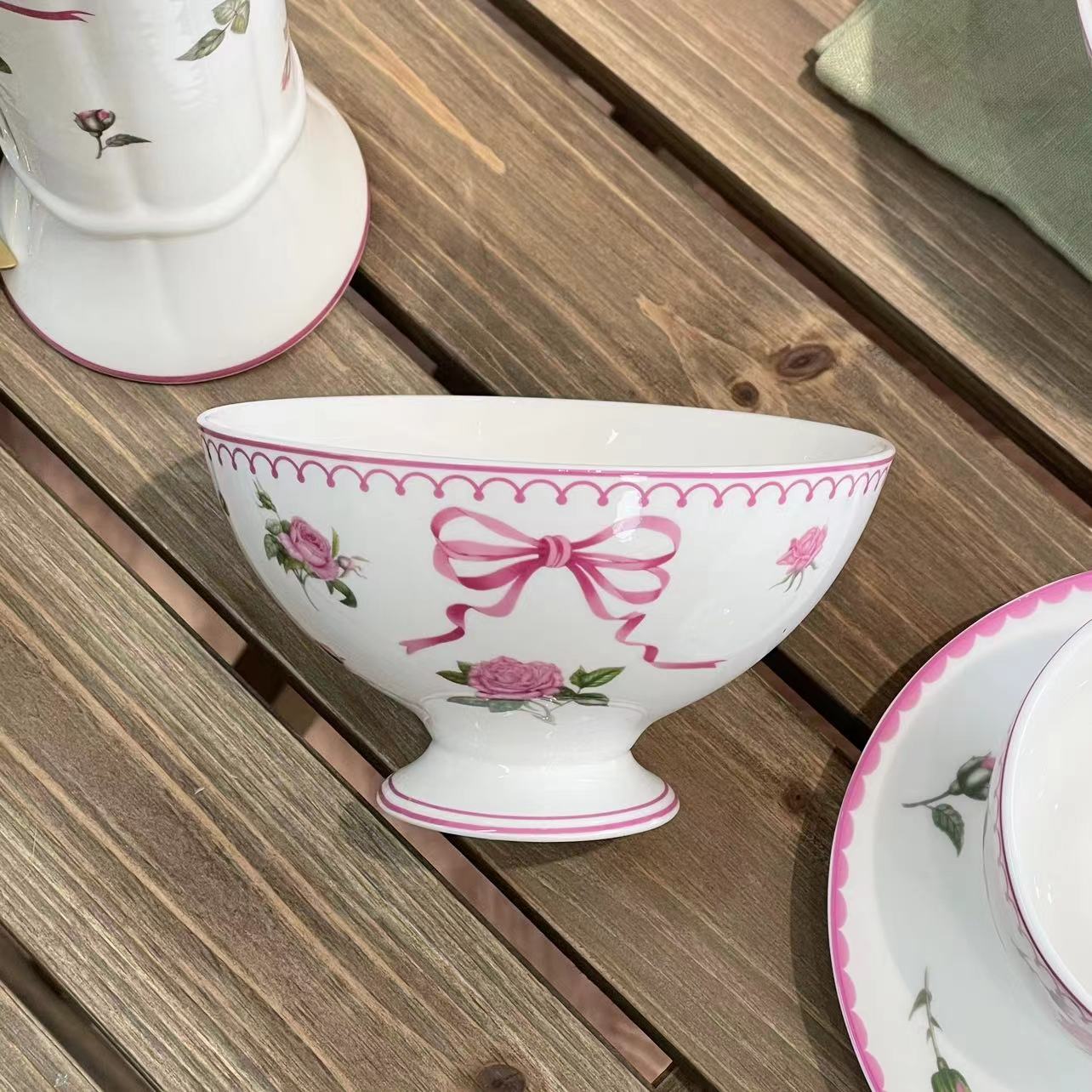 安娜16点弗洛伊德玫瑰5英寸骨瓷高脚碗