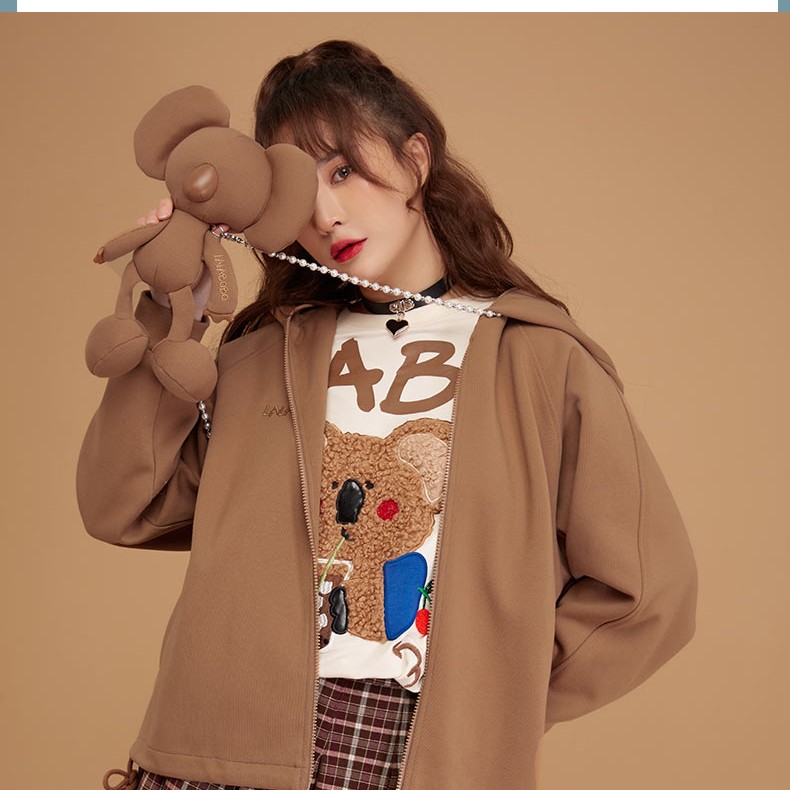 郑州（无配饰不退不换）LALABOBO新款原创落肩耳朵L21C-WSTS16