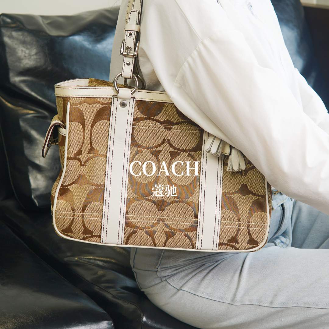 99新 COACH/蔻驰 降价/老花购物袋/腋下单肩包/JJ06317358/09