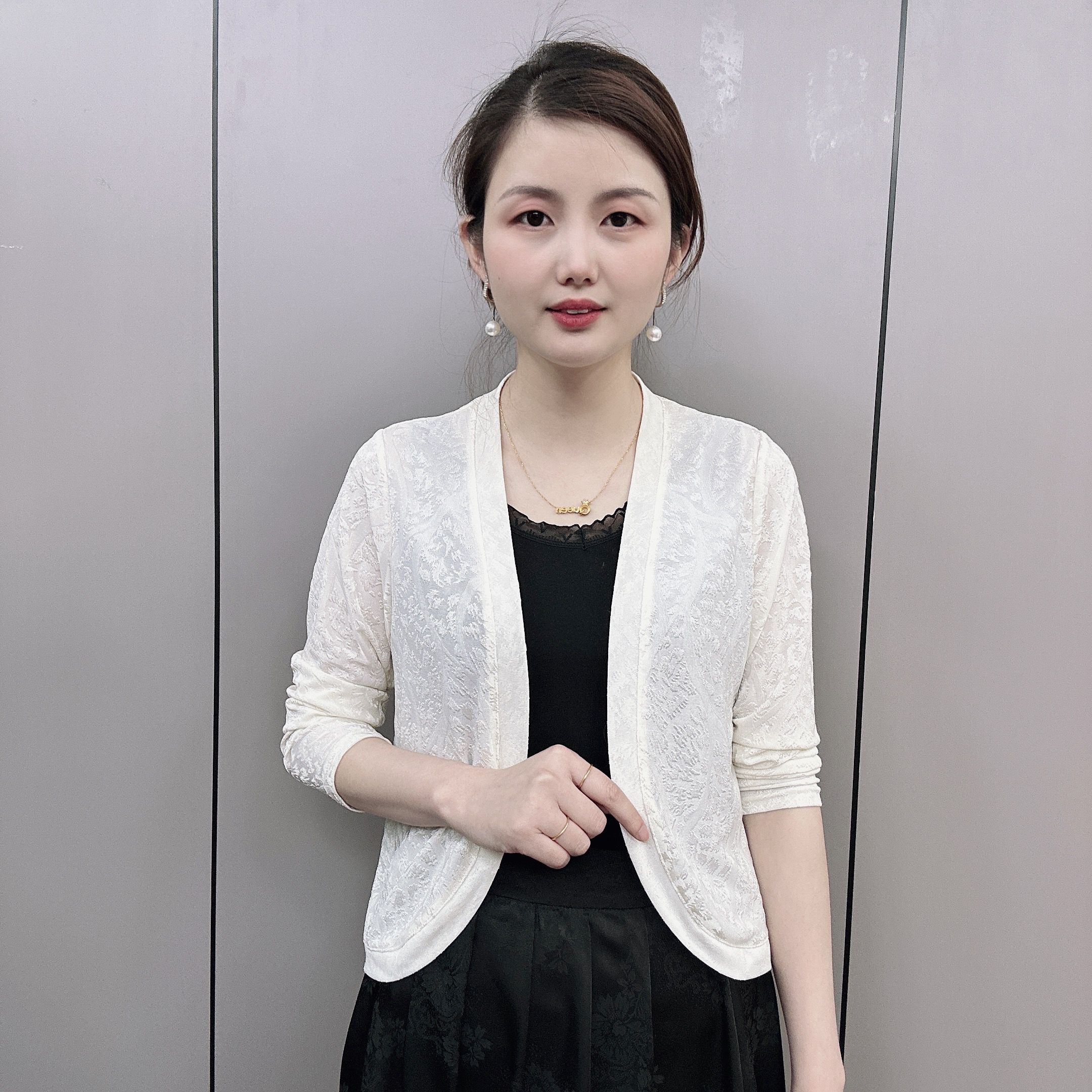 新款早秋女士显瘦气质针织衫百搭薄款中国风纯色开衫外套中老年