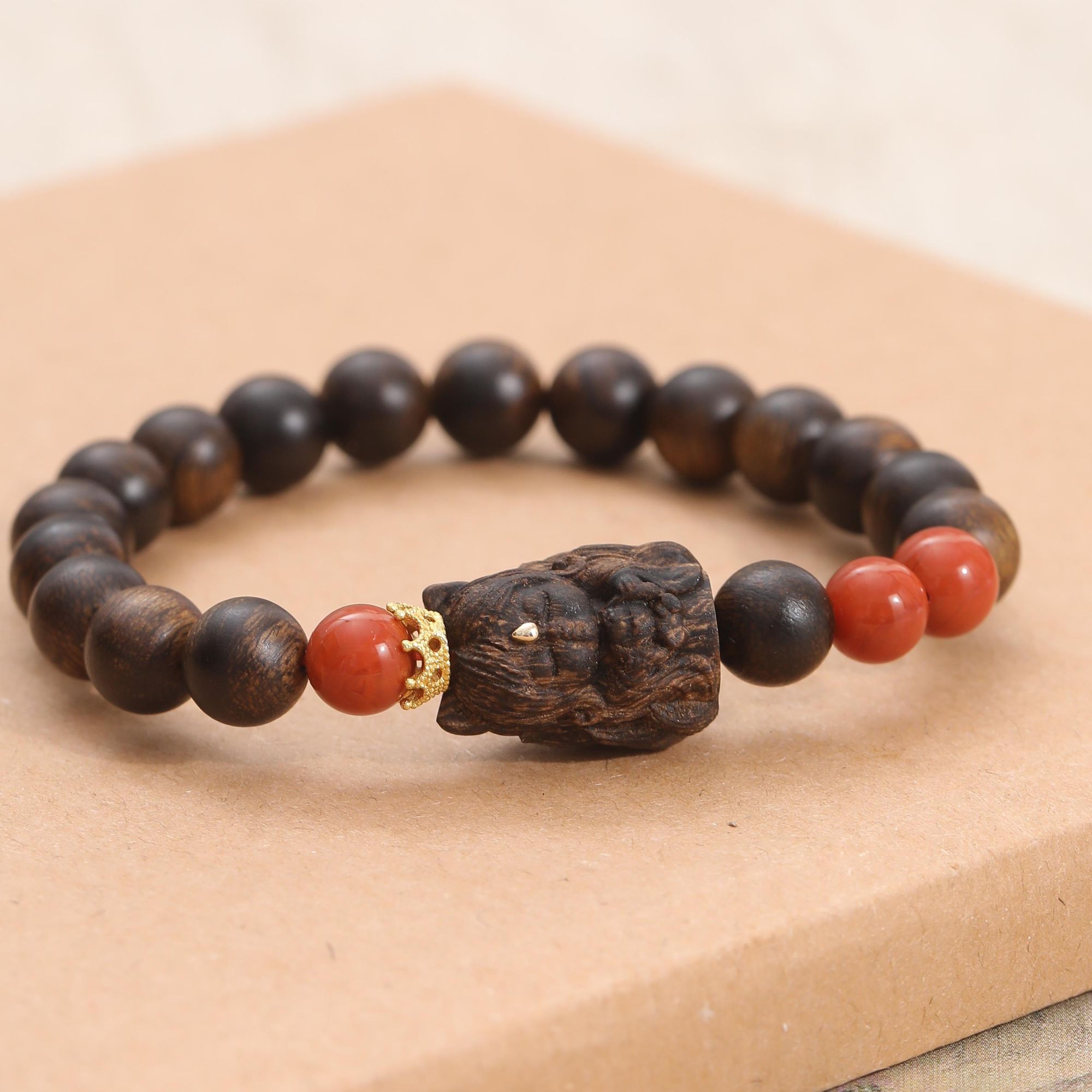 富森红土沉香7mm沉水野料+合金皇冠凤九沉香木雕C10060318