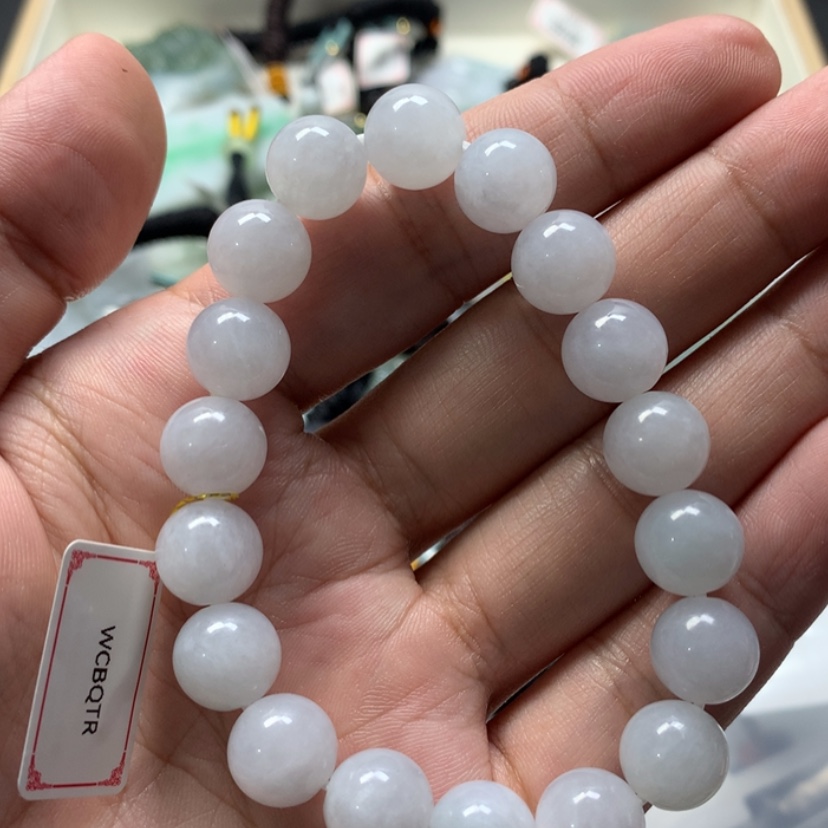 【闪购商品】翡翠颈饰未镶嵌