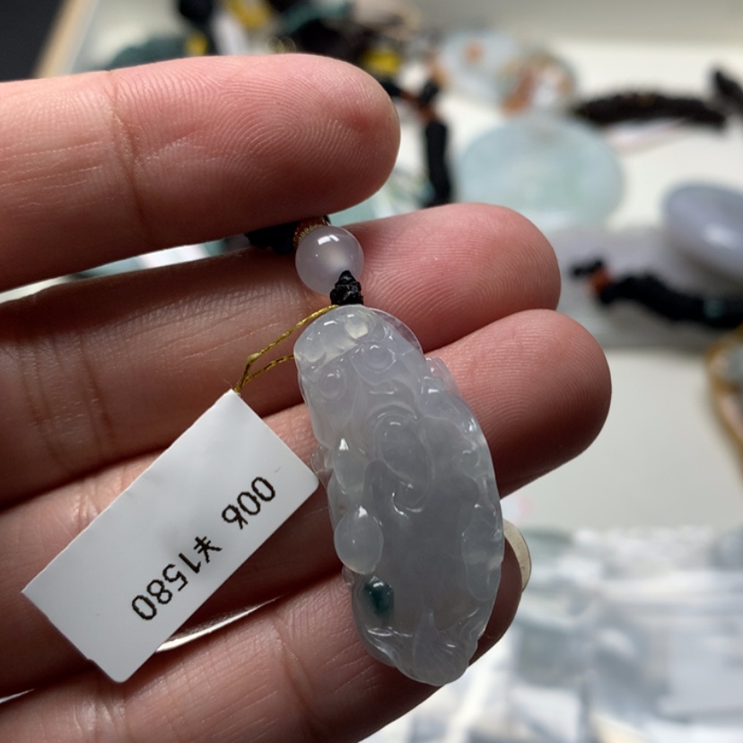【闪购商品】翡翠挂件未镶嵌