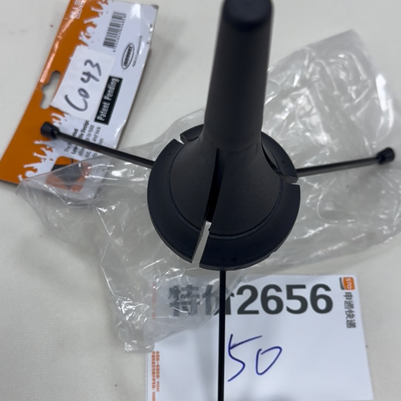 2656产品50元（31）高音萨克斯支架